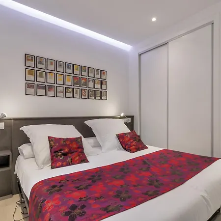 Nuevo Hotel